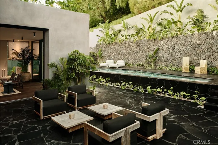 3710 Goodland Avenue, Studio City, California 91604