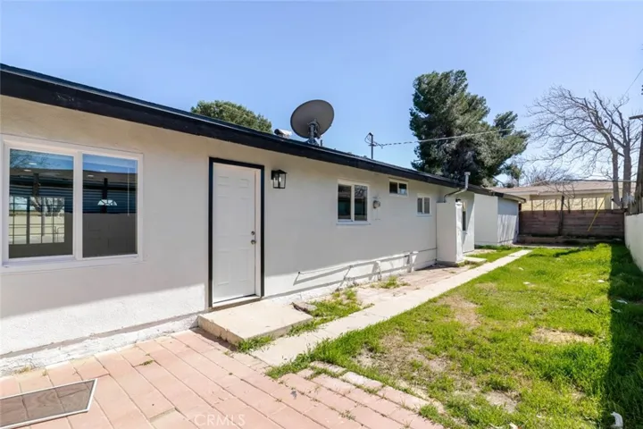 44961 5th Street E, Lancaster, California 93535
