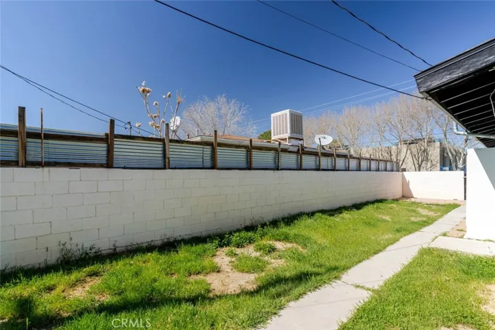 44961 5th Street E, Lancaster, California 93535