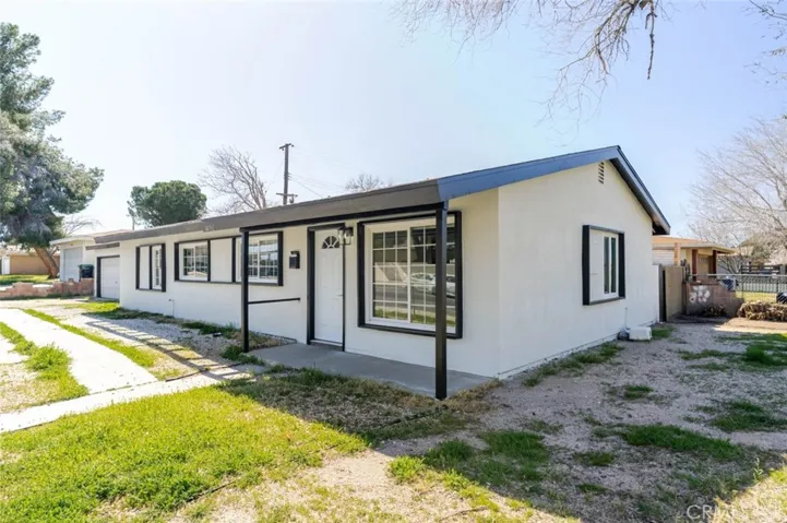 44961 5th Street E, Lancaster, California 93535