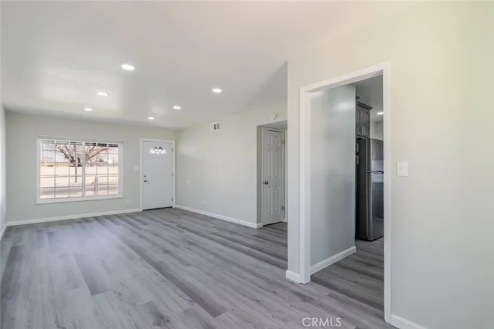 44961 5th Street E, Lancaster, California 93535
