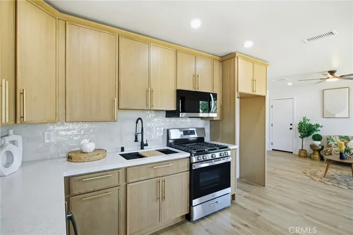 984 Fremont, Pomona, California 91766
