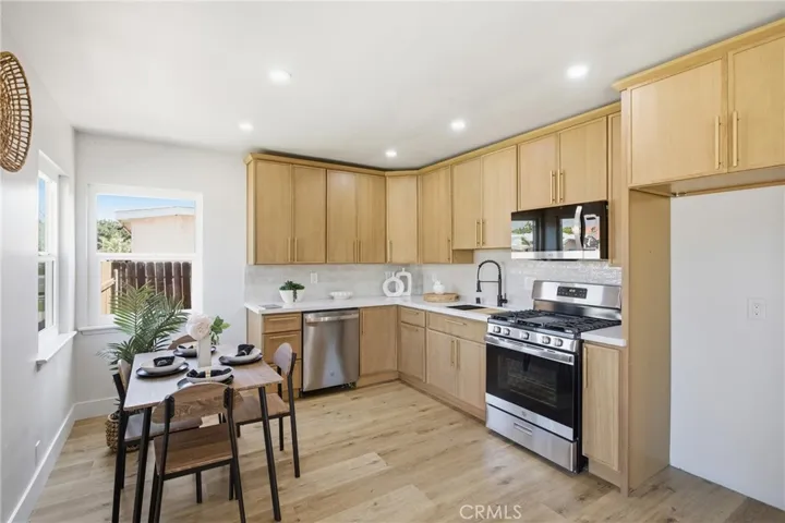 984 Fremont, Pomona, California 91766