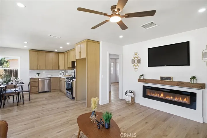 984 Fremont, Pomona, California 91766