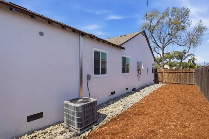 984 Fremont, Pomona, California 91766
