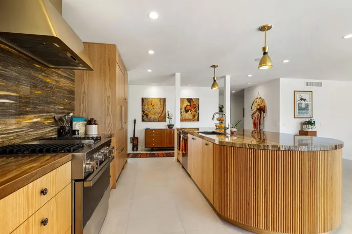 22-web-or-mls-TKHomestead_OPMG_0326_022