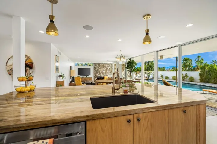 23-web-or-mls-TKHomestead_OPMG_0326_023