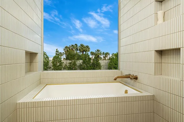 46-web-or-mls-TKHomestead_OPMG_0326_046