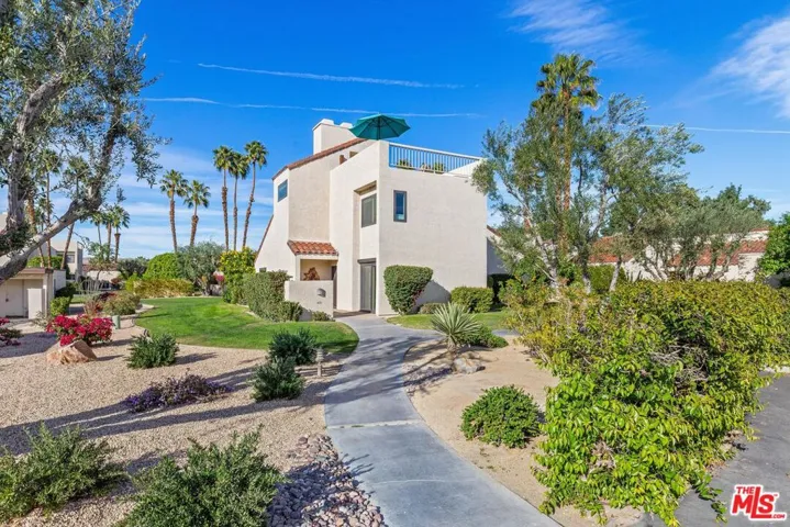 Exterior Front Walkway