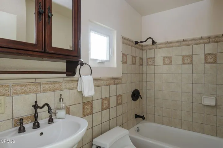 15-web-or-mls-2696 Casitas Ave by Pierre