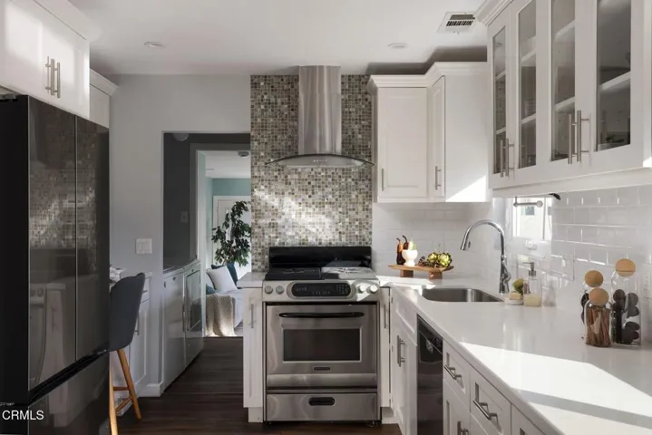 11-web-or-mls-2696 Casitas Ave by Pierre