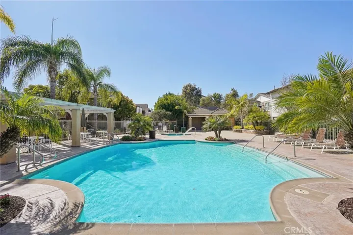 2889 Plaza Del Amo, Torrance, California 90503
