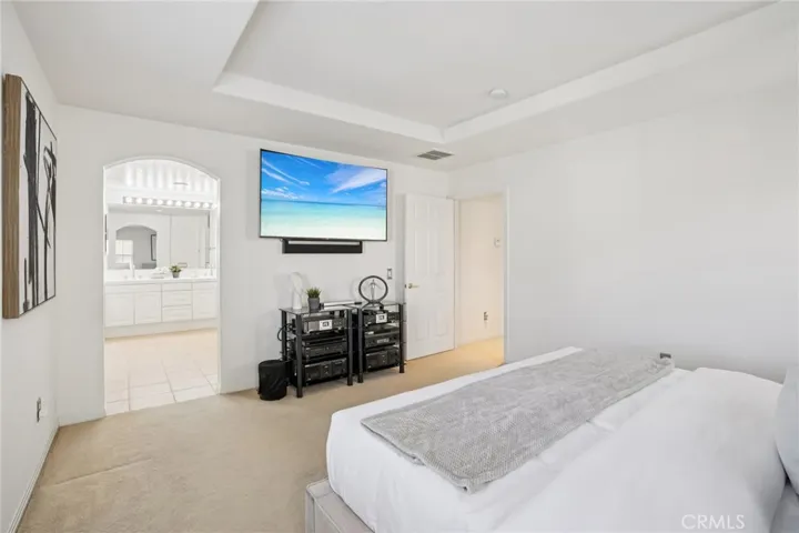 2889 Plaza Del Amo, Torrance, California 90503