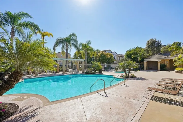 2889 Plaza Del Amo, Torrance, California 90503
