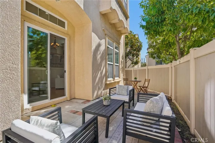 2889 Plaza Del Amo, Torrance, California 90503