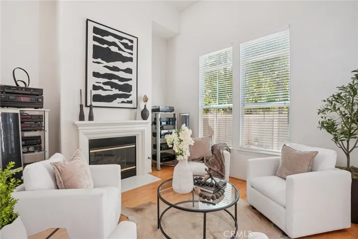 2889 Plaza Del Amo, Torrance, California 90503