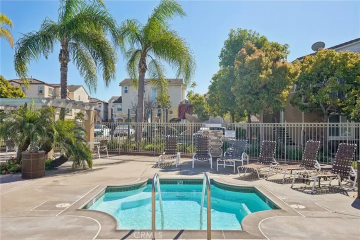 2889 Plaza Del Amo, Torrance, California 90503