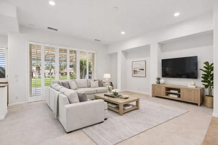 38-web Virturally Staged V2