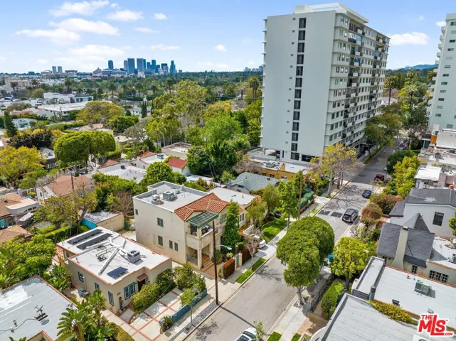 Central WeHo/BH Adj Location