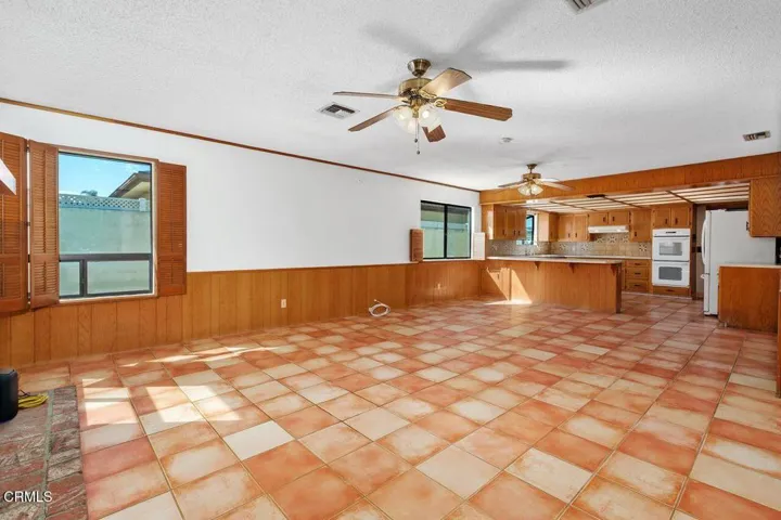 Kitchen & Living Room