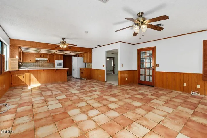 Kitchen & Living Room