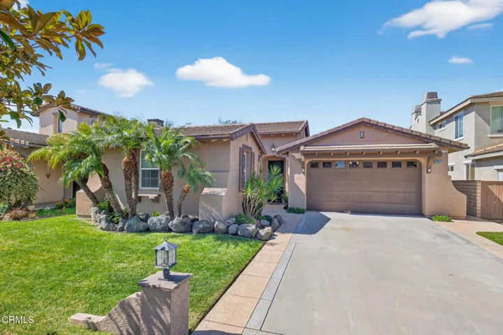 4-web-or-mls-UpmarketMedia-2035Lon-106