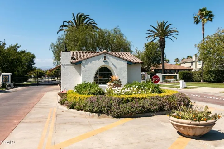 67-web-or-mls-UpmarketMedia-VicEst3