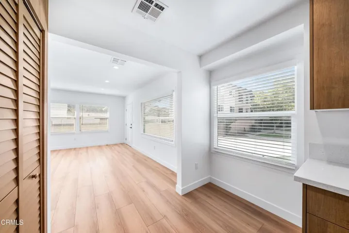 032_1258_mariposa_units_a_thru_e-155_84