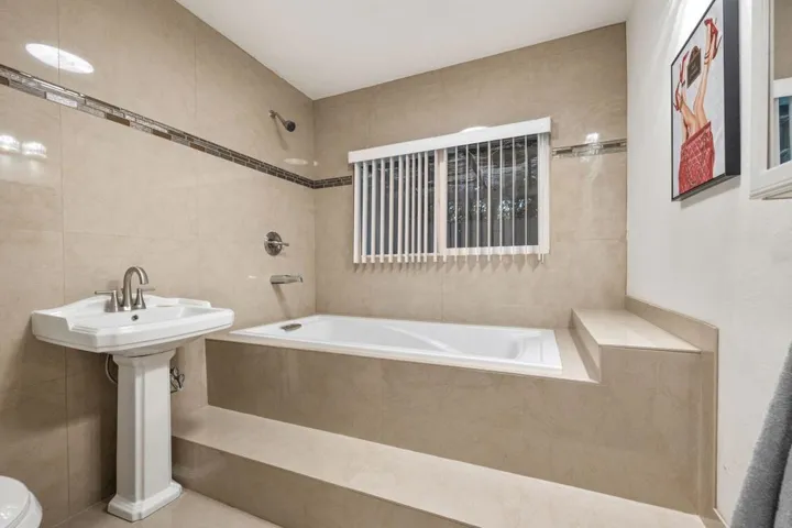 26-web-or-mls-8M4A3522