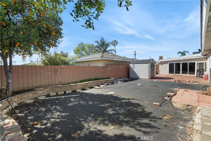 9257 Palmetto, Fontana, California 92335