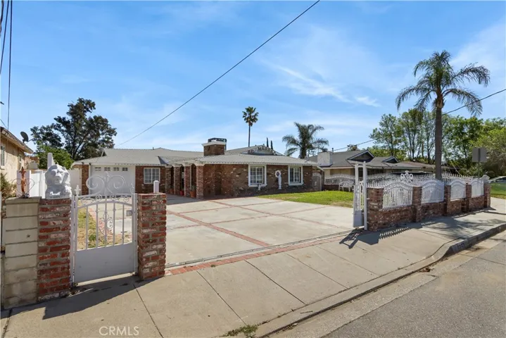 9257 Palmetto, Fontana, California 92335