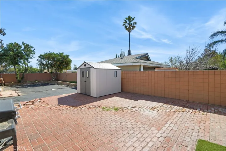 9257 Palmetto, Fontana, California 92335