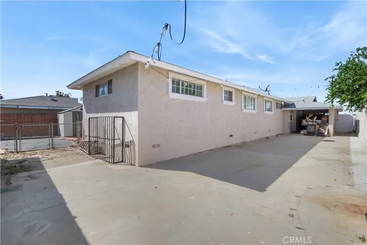 9257 Palmetto, Fontana, California 92335