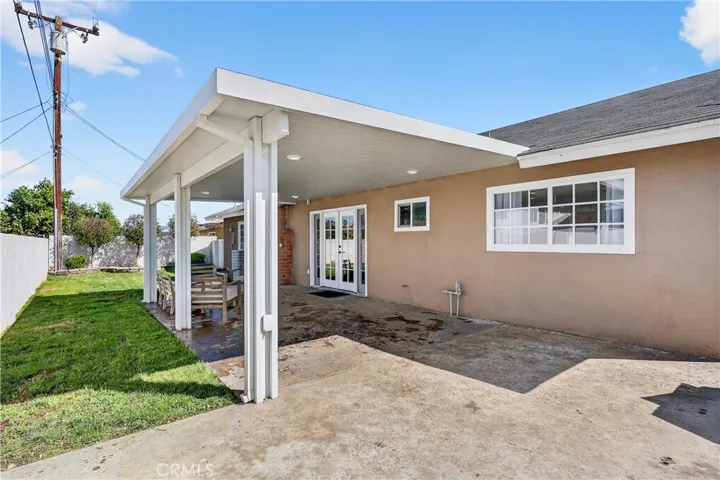 12671 Hollyglen, Riverside, California 92503