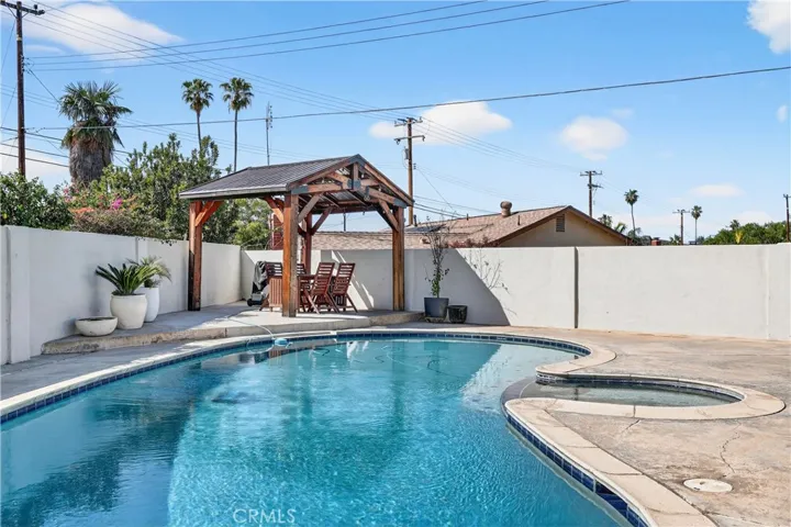 12671 Hollyglen, Riverside, California 92503