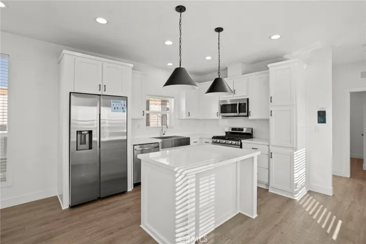 6154 Mission Boulevard 65, Jurupa Valley, California 92509
