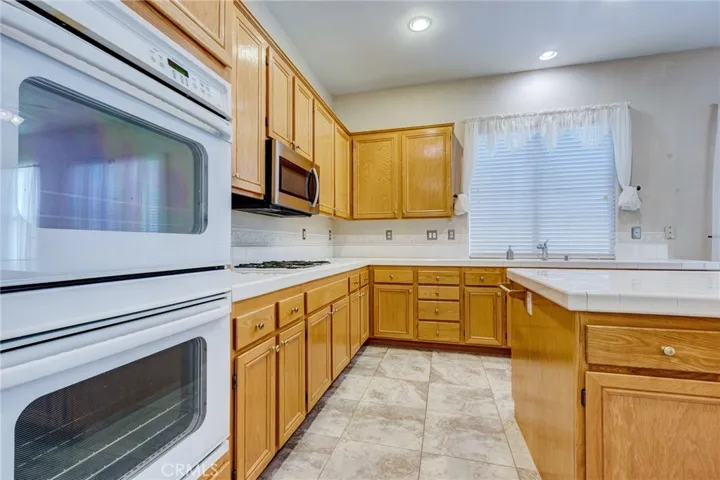 28667 Peach Springs, Menifee, California 92584