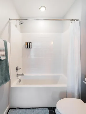 Sylvanus Drive DHS-43