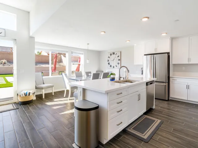 Sylvanus Drive DHS-9