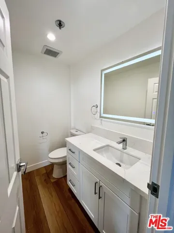 Bathroom (2)