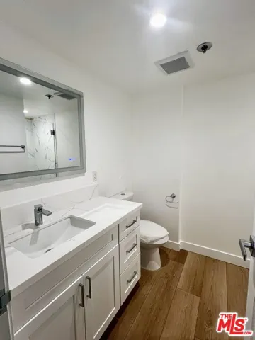 Bathroom (1)