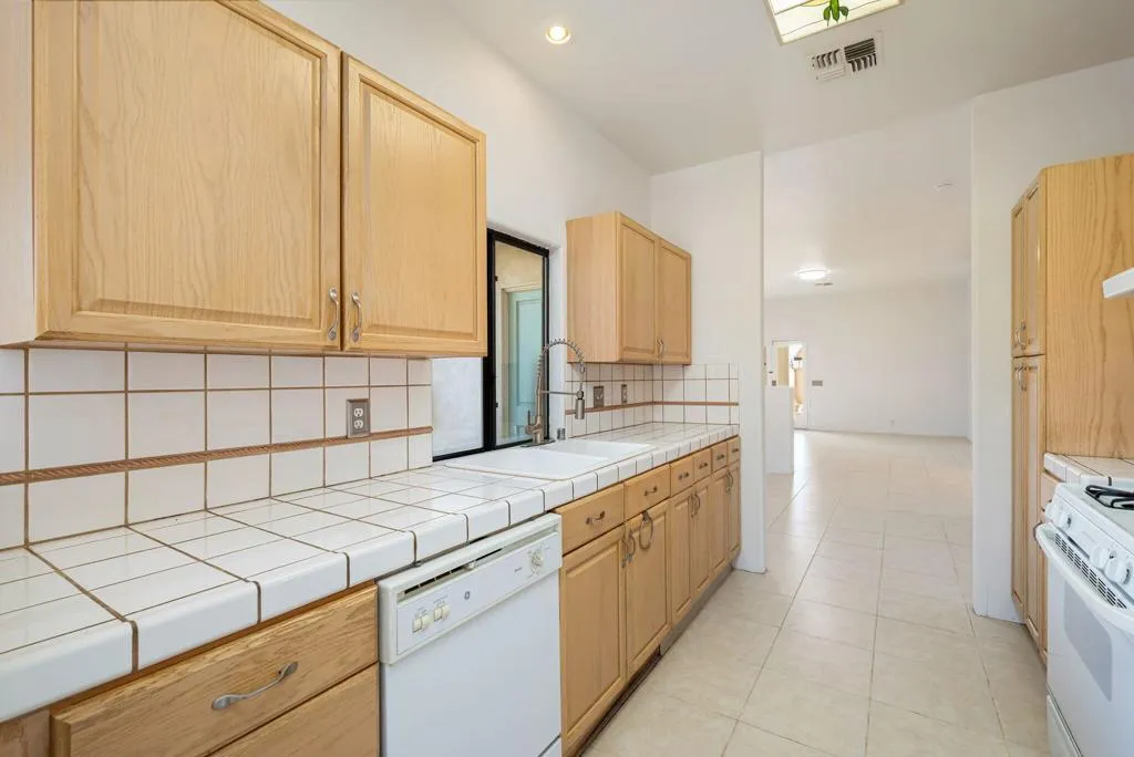 30-web-or-mls-HPEisenhower_OPMG_0326_030