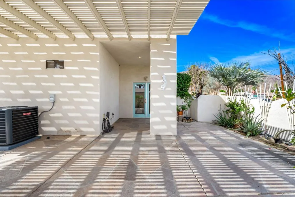 42-web-or-mls-HPEisenhower_OPMG_0326_042