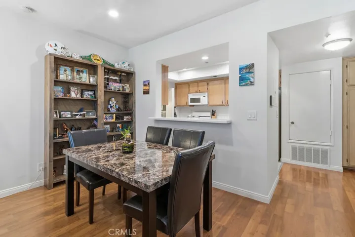 Spacious dining table area