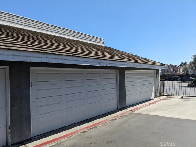2 car garage