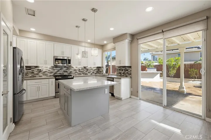 26806 Serrano Place, Canyon Country, California 91351