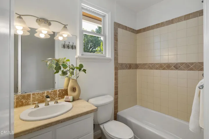 SSR_788EastSierraMadre_023_FLEXMLS