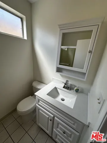 12779 Venice Boulevard, Los Angeles, California 90066