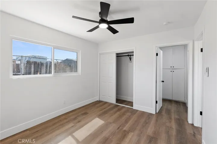 Back unit bedroom