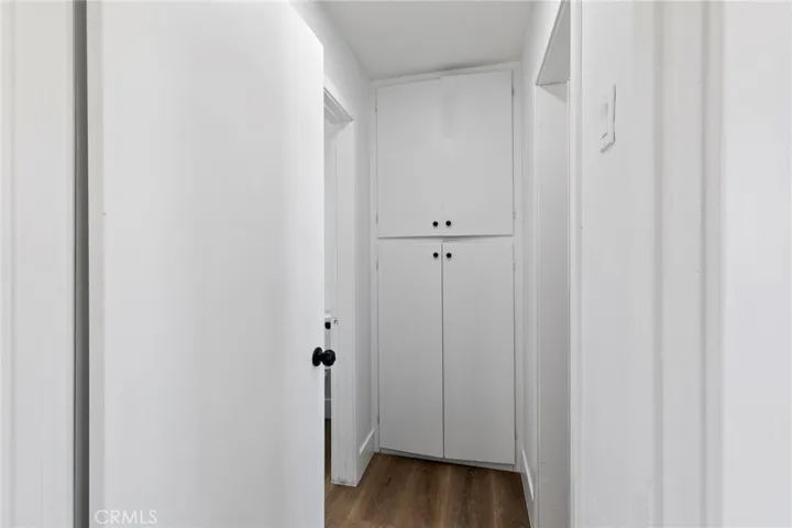 Back unit halllway